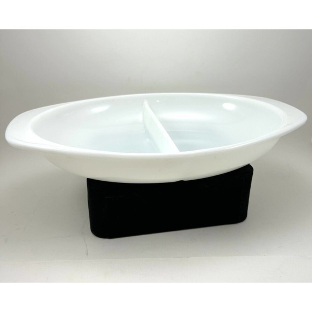 Vintage Pyrex Divided Casserole Dish #1063 1.5 Quart White Milk Glass‎ Serving